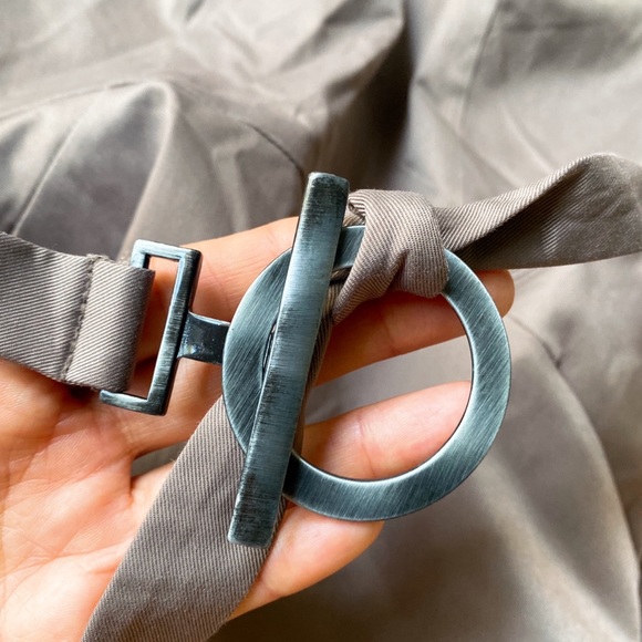 🍂 MAKALU TAUPE MIDI BELTED SKATER DRESS! - Picture 6 of 7